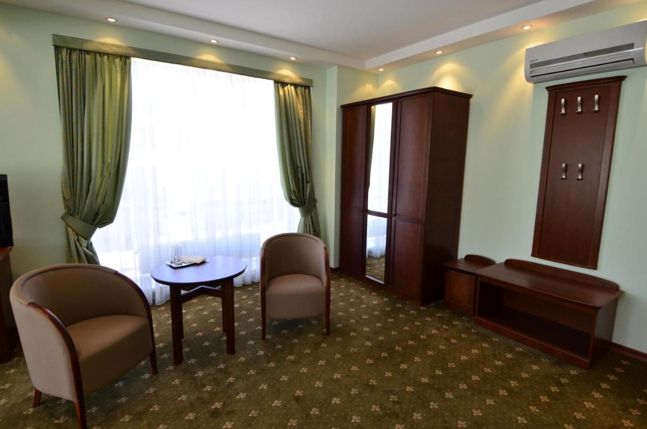 Platinum Hotel Кишинев Екстериор снимка