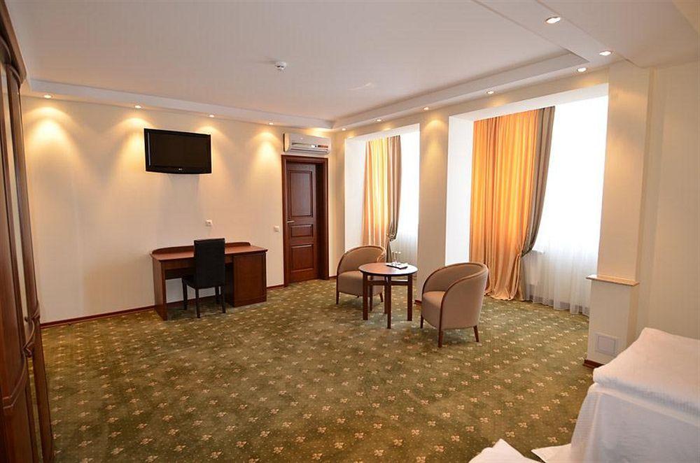 Platinum Hotel Кишинев Екстериор снимка