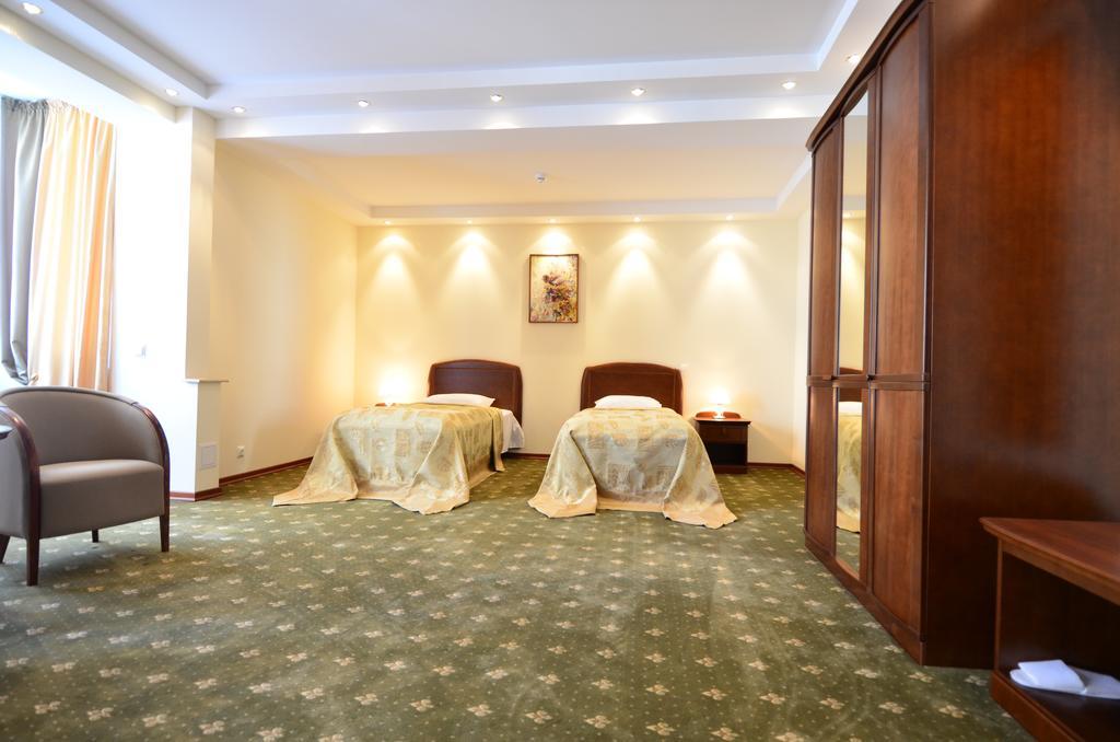Platinum Hotel Кишинев Екстериор снимка